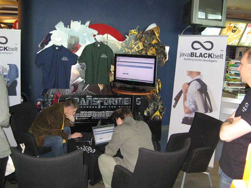Datei:GeeCON-Pic25-javablackbelt.jpg