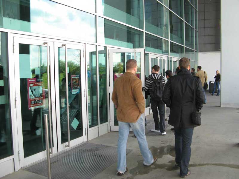Datei:GeeCON-Pic22-multikino entrance.jpg